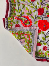 Load image into Gallery viewer, White x Red Mini Georgette Neck Scarf / Wrap