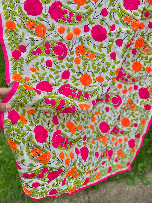 Pearl White x Pink Large Handmade Chanderi Silk Wrap / Throw