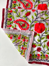 Load image into Gallery viewer, White x Red Mini Georgette Neck Scarf / Wrap