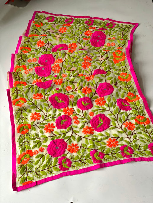 Pink x Green Mini Georgette Neck Scarf / Wrap