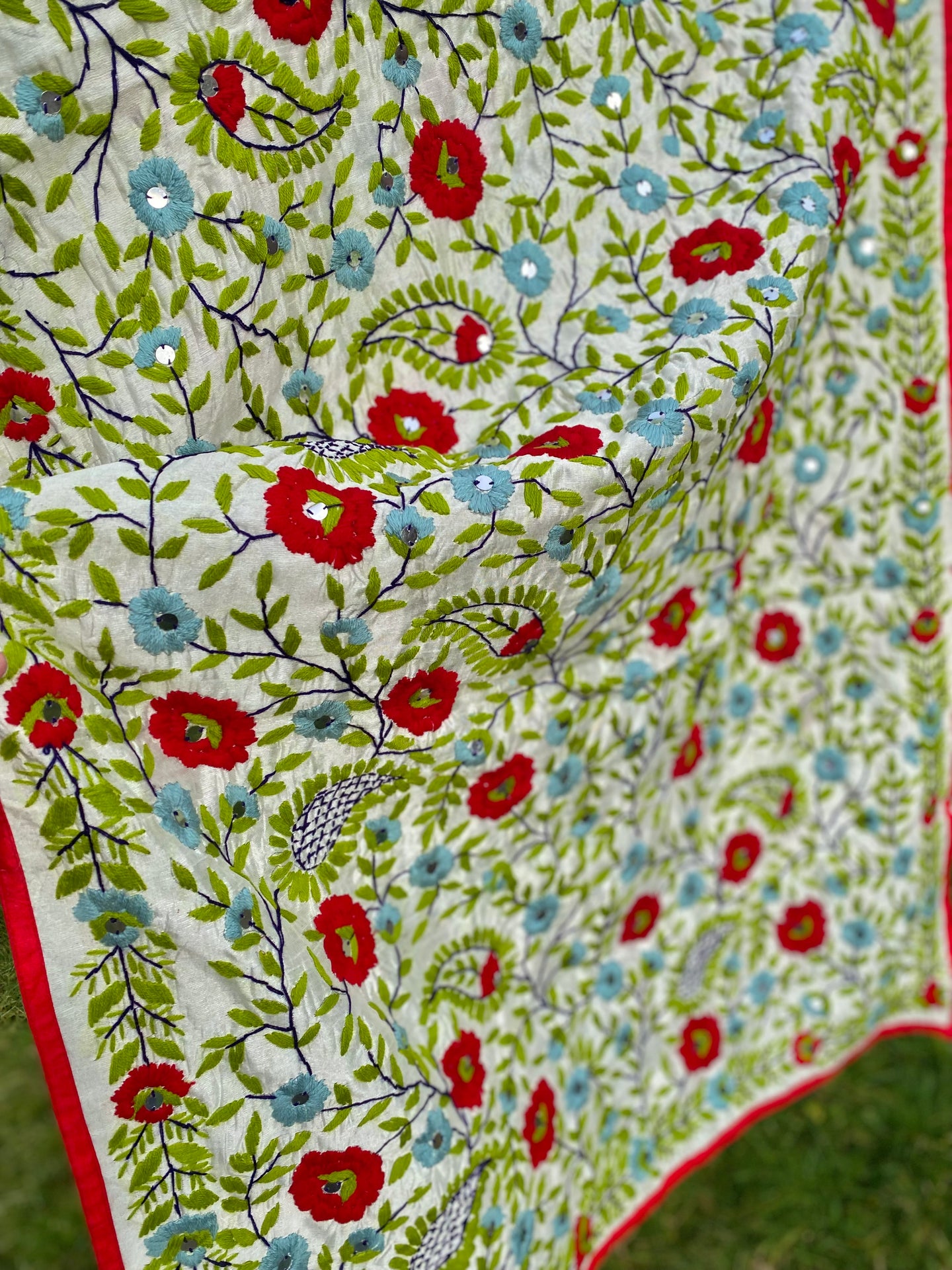 Pearl White x Green Large Handmade Chanderi Silk Wrap / Throw
