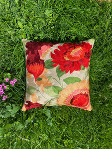 Warm Ecru Floral Cushion Cover | Silk Yarn