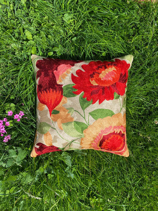 Warm Ecru Floral Cushion Cover | Silk Yarn