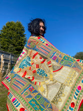 Load image into Gallery viewer, Cream Madhubani Style Handmade Chanderi Cotton Shawl / Throw - B210
