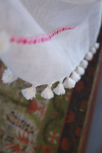 Large Linen Scarf Made in Kashmir / Lightweight Shawl - White & Pink 2